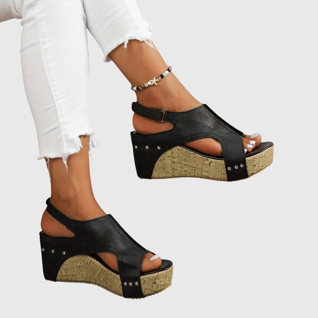 Stödjande sandal i neutral finish