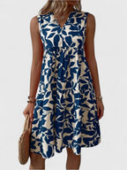 Classic Silhouette Dress with Versatile Cut