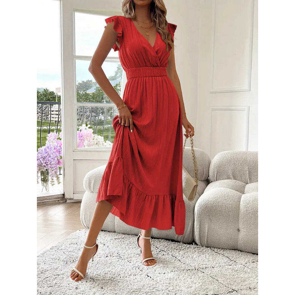 Vestido largo con escote de pico fruncido para los días de verano junto al agua