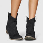 Western-inspirerade boots med förfinade detaljer