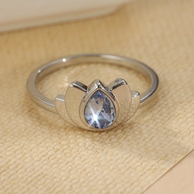 Retro Teardrop Zirconia Lotus Flower Ring in Silver Colour