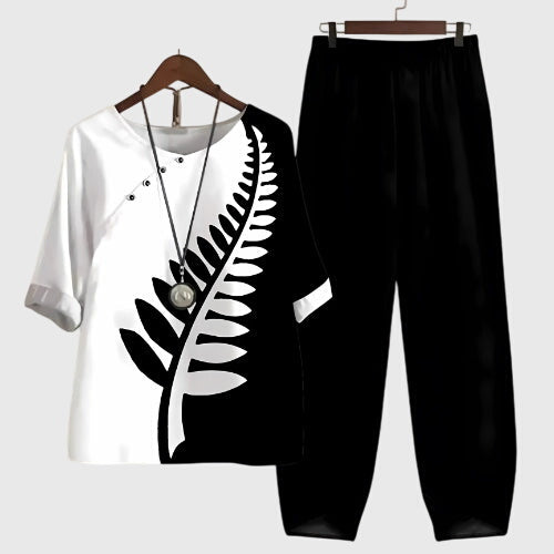 Relaxed Two Piece Set with Breathable Handle