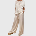 Conjunto de dos piezas refinado con pantalones de pierna ancha
