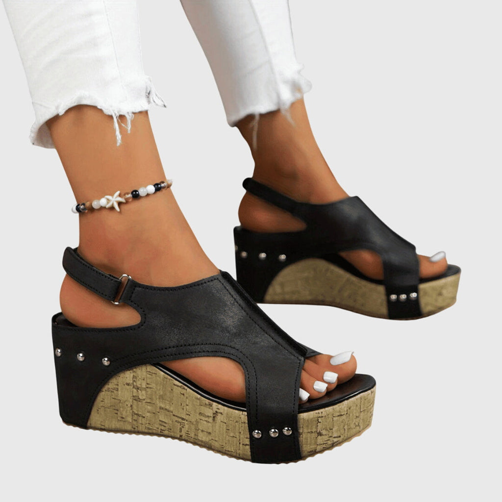 Stödjande sandal i neutral finish