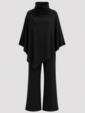 Conjunto de top poncho con cuello drapeado y pantalones rectos
