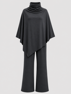 Conjunto de top poncho con cuello drapeado y pantalones rectos