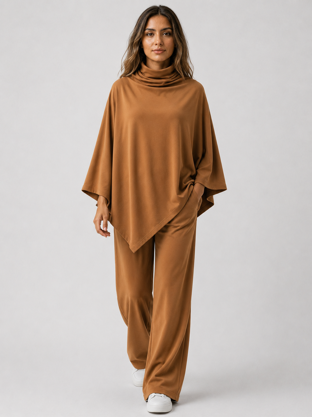 Conjunto de top poncho con cuello drapeado y pantalones rectos