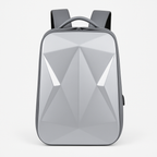 Mochila rígida resistente al agua con puerto de carga USB