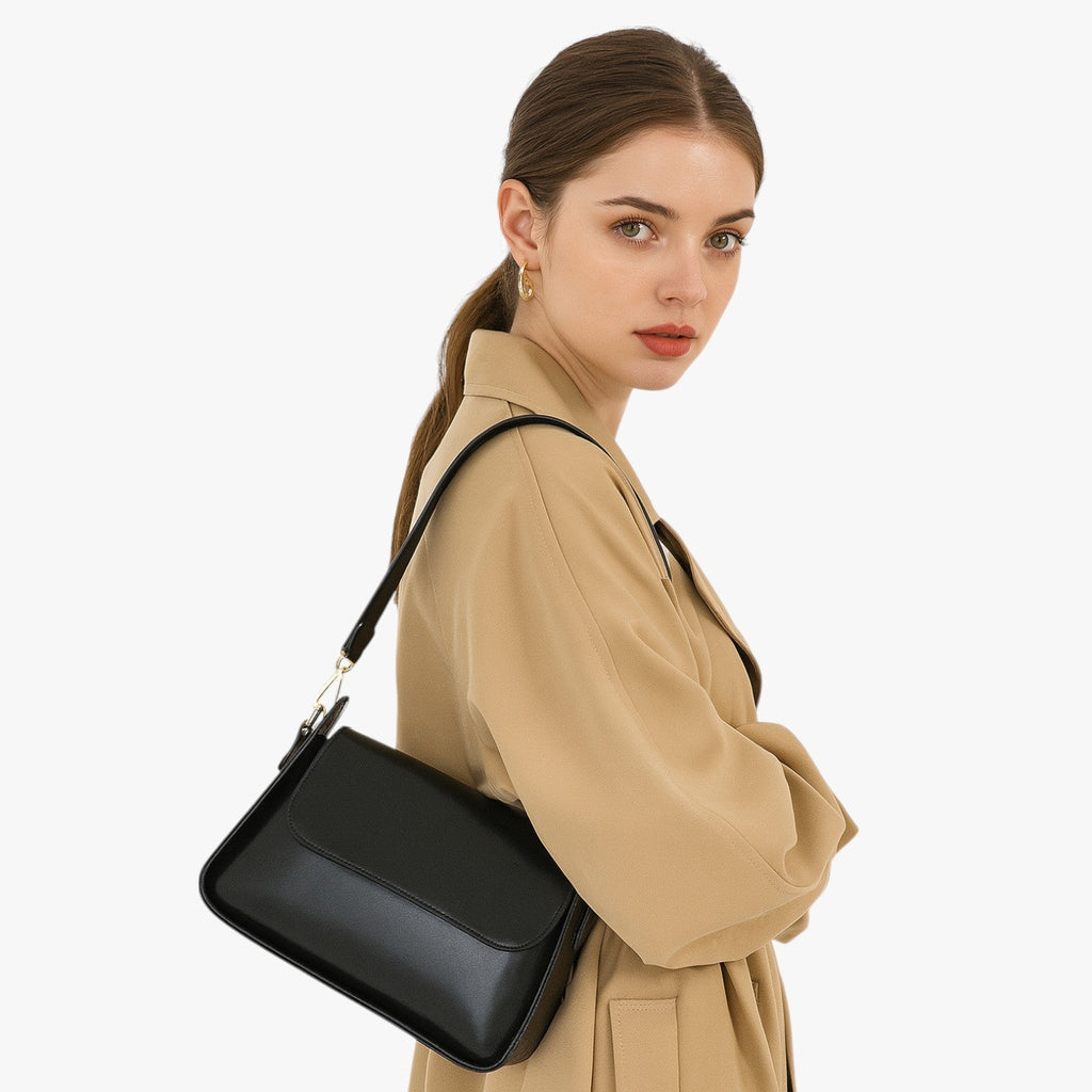 Mini bolso de hombro en piel vegana con cierre magnético