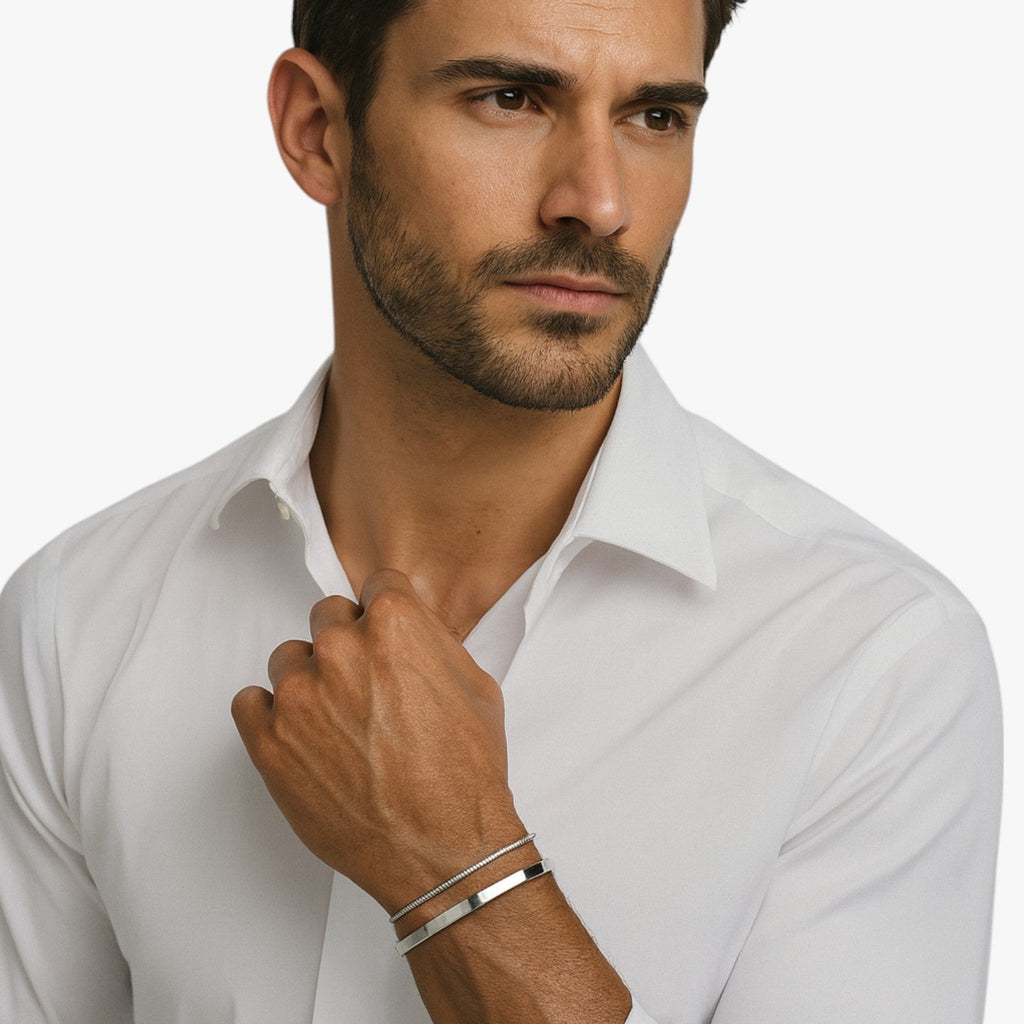 Conjunto de pulseras de acero inoxidable para hombre con detalles en negro