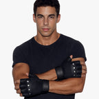 Guantes de ciclismo de verano con detalle de remaches para un agarre firme