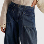 Pleated Trousers with Lightweight Flowing Cut