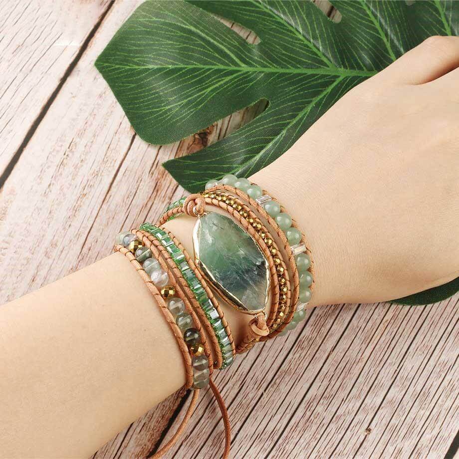 Pulsera de cuentas de aventurina verde con cordón de piel sintética