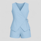 Elegant Minimalist Jumpsuit with a Fitted Silhouette