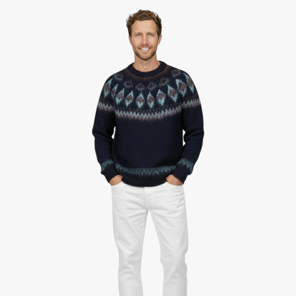 Unisex Christmas Print Knitted Jumper for Festive Gatherings