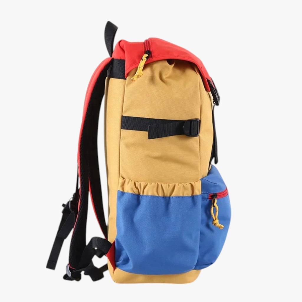 Rymlig ryggsäck med vadderat laptopfack och slitstarkt foder