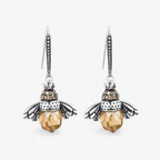 Pendientes con colgante de cristal y delicado detalle de abeja