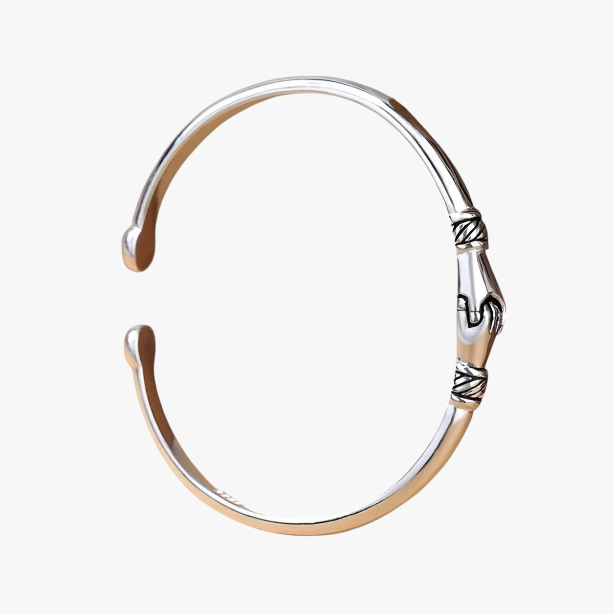 Retro Silver Friendship Bracelet with Lasting Shine