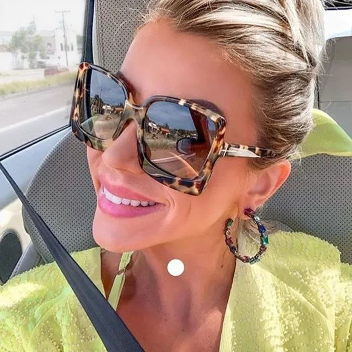 Oversized Sunglasses with Gradient Lenses