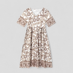 Vestido de verano floral con cuello de pico y tejido transpirable antiarrugas