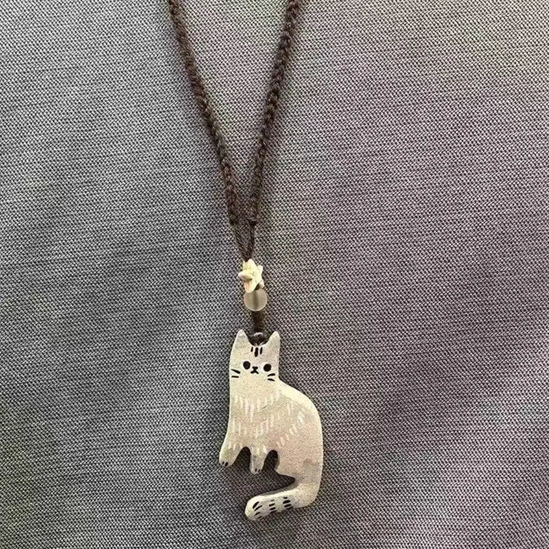 Vintagehalsband med katt och stjärna i två stilar