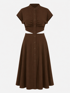 Vestido midi con cuello mao y detalle de abertura en la cintura