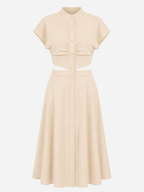 Vestido midi con cuello mao y detalle de abertura en la cintura