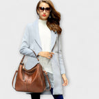 Bolso grande estructurado de forma atemporal