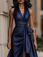 Halter Neck Sleeveless Dress with Striking Line