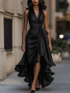 Halter Neck Sleeveless Dress with Striking Line