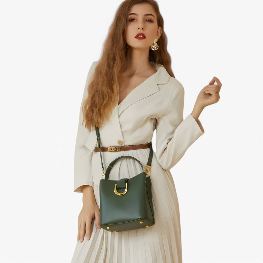 Bolso saco amplio con correa ajustable de doble uso