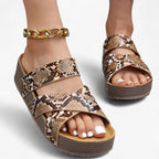 Sandalias ortopédicas con ajuste flexible y regulable