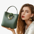 Bolso saco amplio con correa ajustable de doble uso