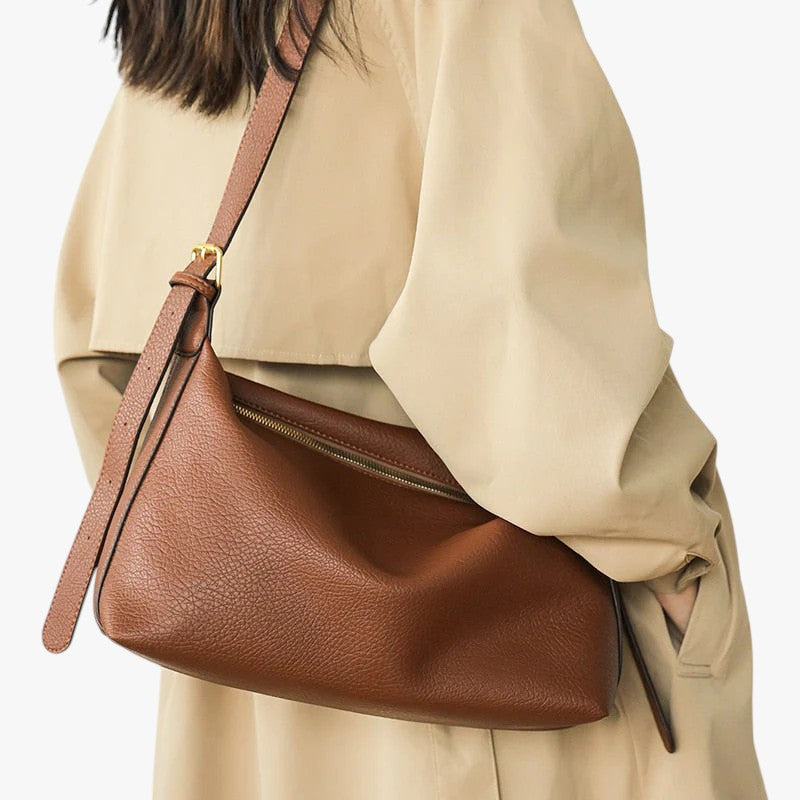 Versatile Crossbody Bag for Everyday and Evening