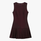 Vestido corto plisado con escote redondo