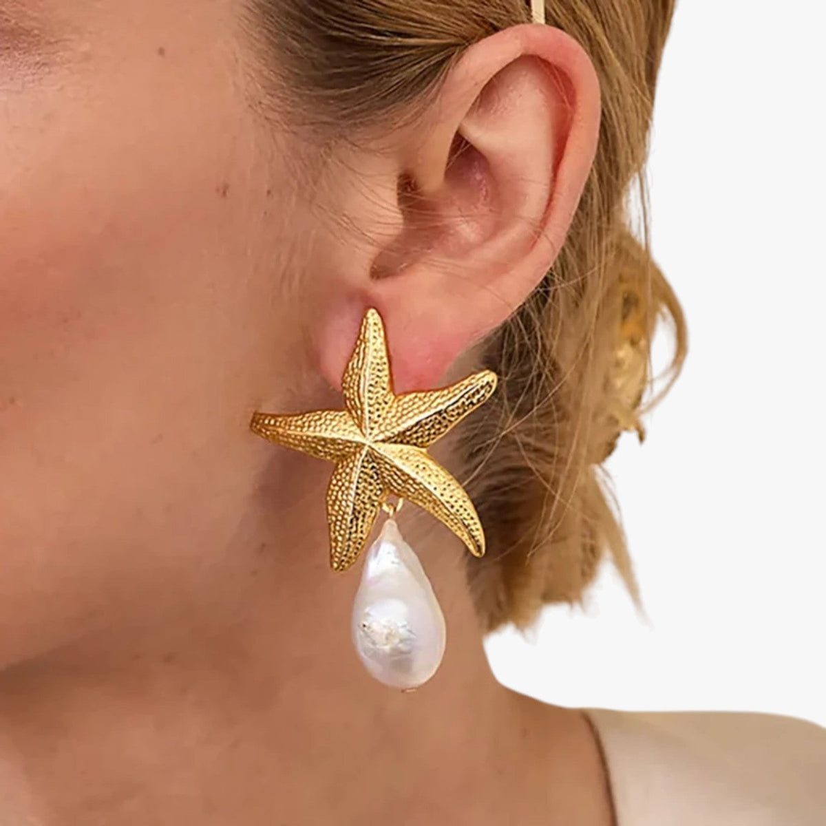 Starfish Shell-Shaped Earrings in Silver or Gold Finish