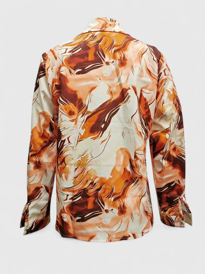 Elegant Blouse with Timeless Clean Design