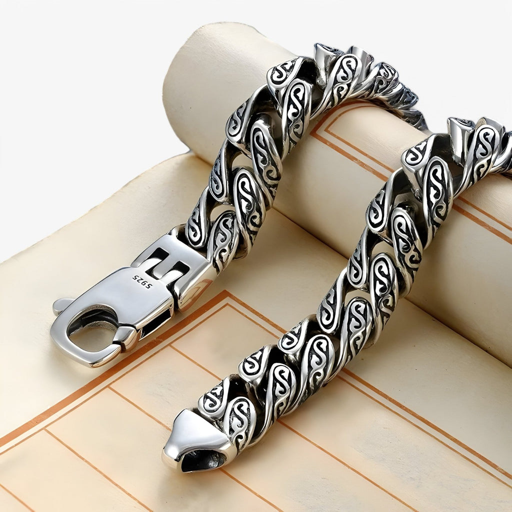 Graverat silverfärgat armband med Tang-mönster för herr