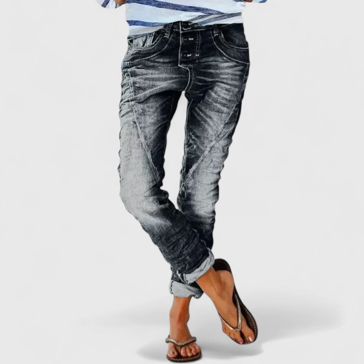 Refined Cut Trousers with Flattering Line