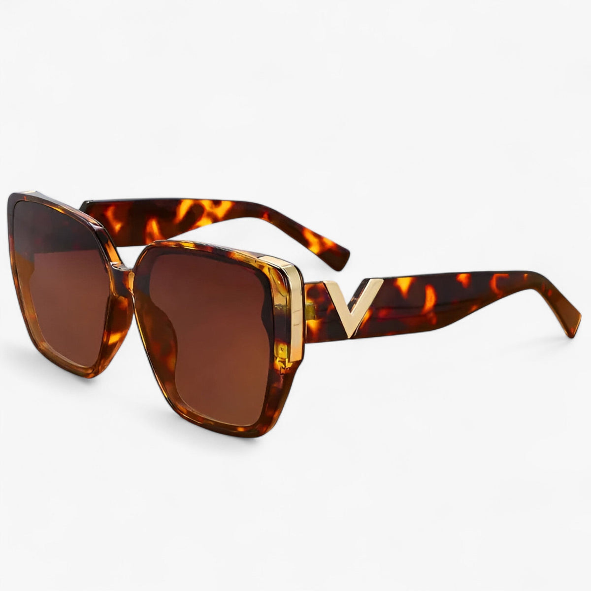 Vintage V-Shaped Mirrored Sunglasses with a Retro-Futuristic Edge