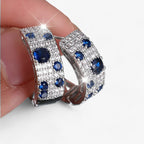 Pendientes de aro con circonitas en tono dorado para bodas y noches especiales