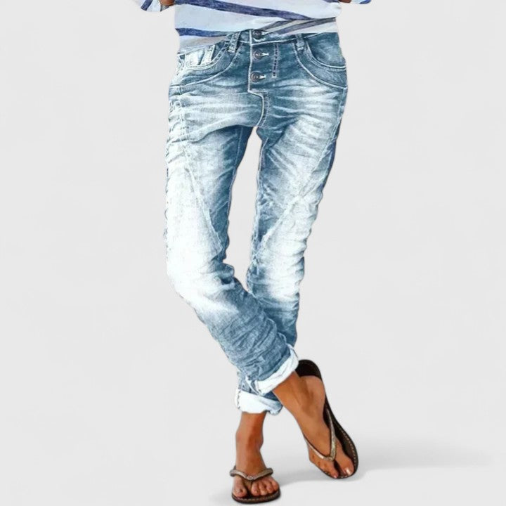 Refined Cut Trousers with Flattering Line