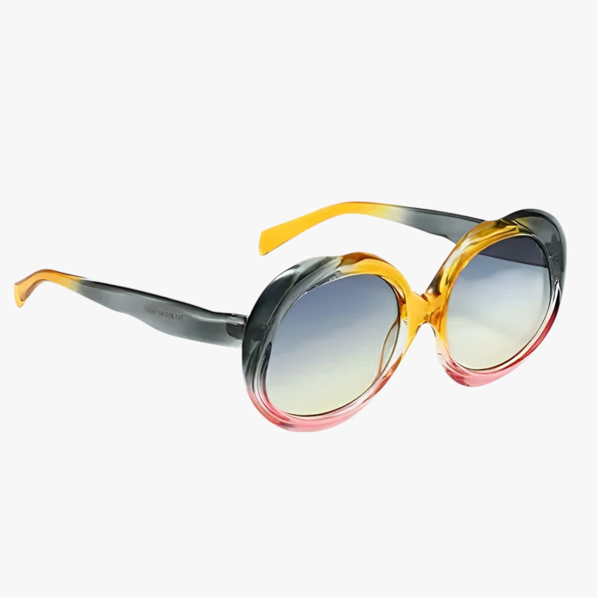 Oval retro sunglasses with a subtle punk-inspired edge