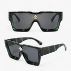 Square Frame Unisex Sunglasses with Lightweight Ergonomic Build