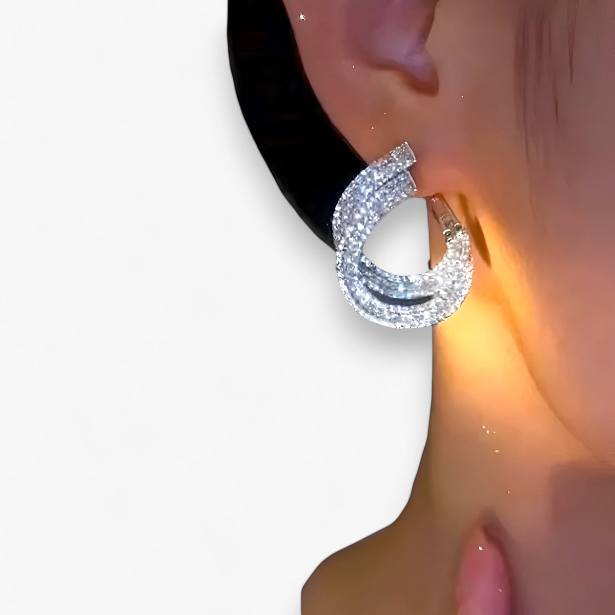 Dubbellagrade zirkoniaörhängen för kvällens glamour