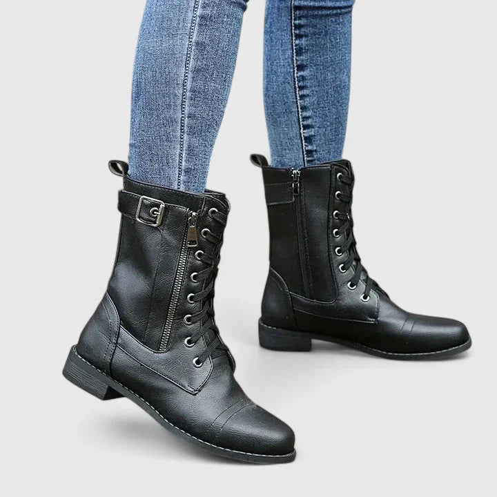 Stödjande boots med bekväm passform