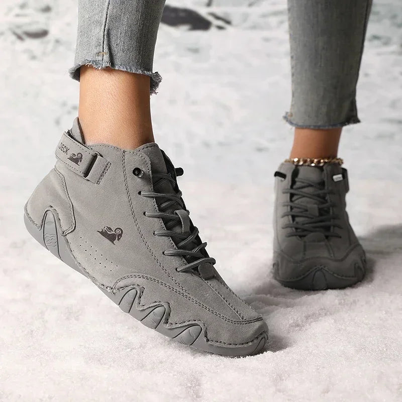 Boots med dämpad innersula och ovandel som andas