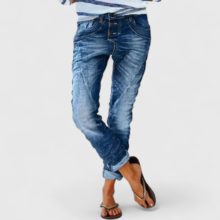 Refined Cut Trousers with Flattering Line
