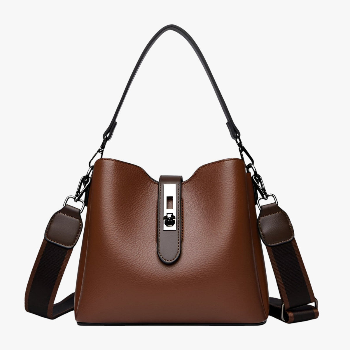 Leather shoulder bag for everyday wear and errands