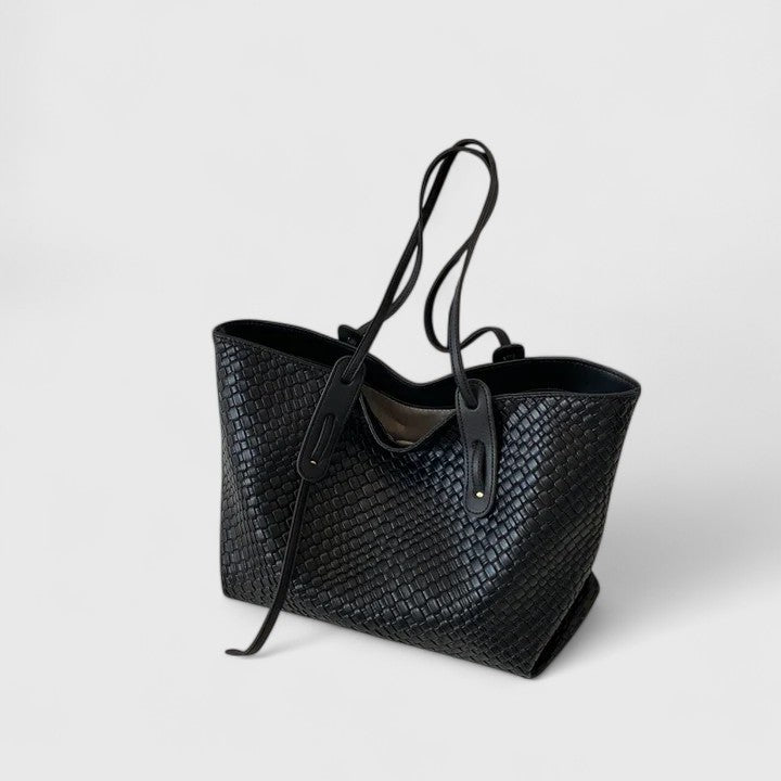 Bolso de asas de textura trenzada con capacidad para el día a día